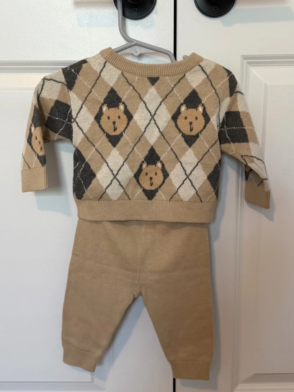 NWT babyGAP Brannan Bear Argyle Sweater Set Size 3-6 months